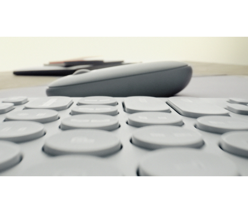 Miniatura 3 de Mouse Logitech 910-007049 Óptico, 3 Botones, 4000 DPI, RF inalámbrico + bluetooth, 10 m, Grafito