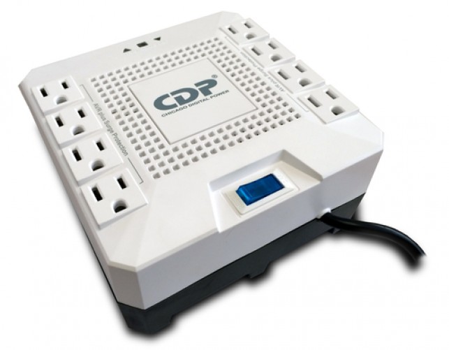 Regulador CDP R-AVR1808 1.8 kVA / 1000 W, Entrada 120 V, 8 salidas AC, Blanco