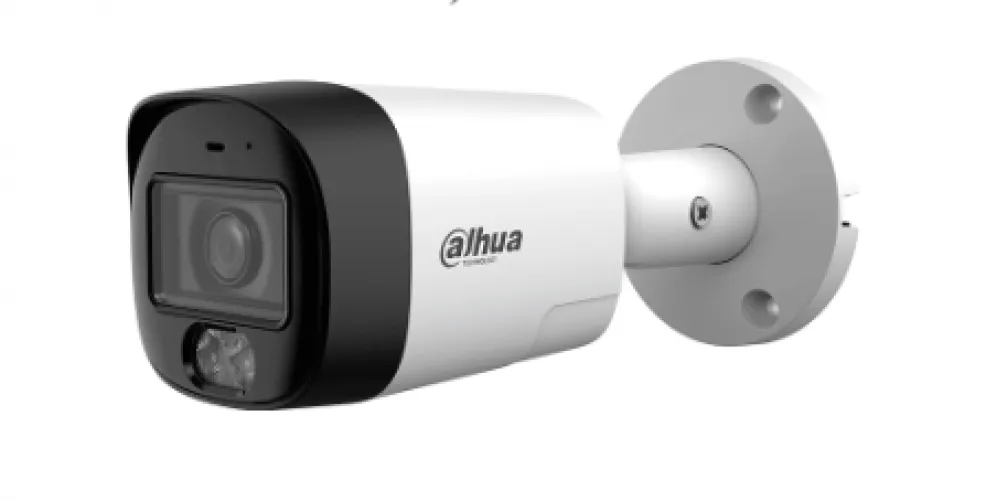 Ca?mara bullet HDCVI 4K (8MP), lente 2.8mm, Smart Dual Light 30m, audio bidireccional, WDR 120dB, 4 en 1, meta?lica IP67.